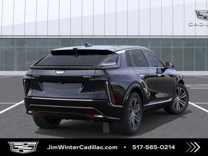New 2026 Cadillac Lyriq Luxury w/ LPO, Floor Liner Package