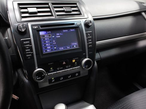Used 2012 Toyota Camry SE FWD image 24