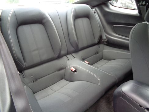 Used 2018 Ford Mustang EcoBoost Fastback image 3