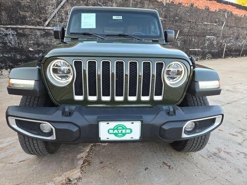 Used 2021 Jeep Wrangler Unlimited Sahara w/ LED Lighting Group AWD/4WD image 2