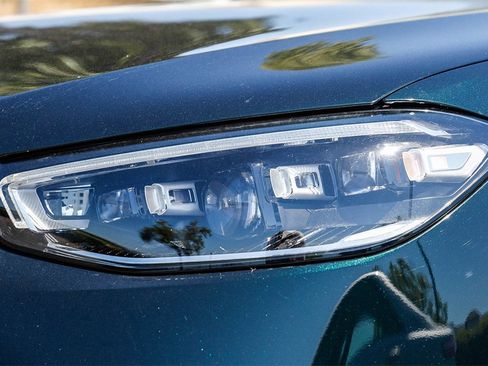 New 2024 Mercedes-Benz S 580 4MATIC Sedan image 7