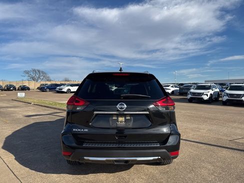 Used 2017 Nissan Rogue SL w/ SL Premium Package image 6