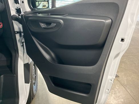 New 2025 Mercedes-Benz Sprinter 2500 image 16