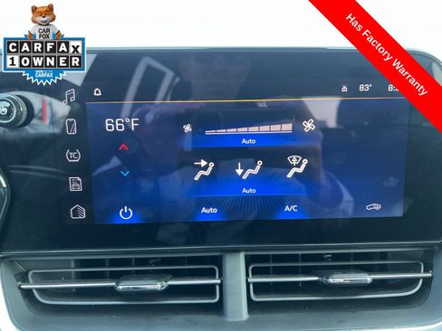 Used 2025 Chevrolet Trax LT FWD image 15