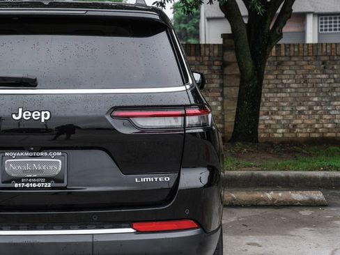 Used 2022 Jeep Grand Cherokee L Limited AWD/4WD image 62