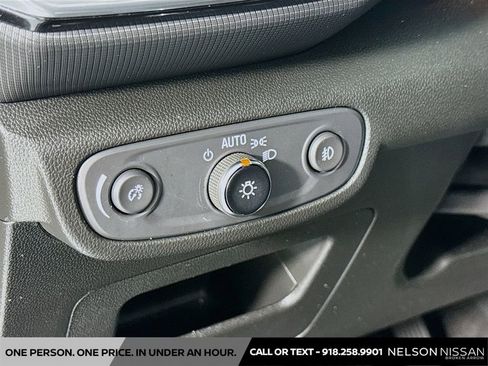 Used 2023 Chevrolet TrailBlazer LT FWD image 10