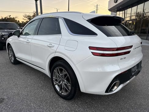 Used 2025 Genesis GV70 2.5T w/ Select Package image 5