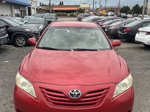 Used 2009 Toyota Camry LE FWD image 6