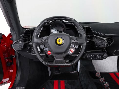 Used 2015 Ferrari 458 Speciale A image 23