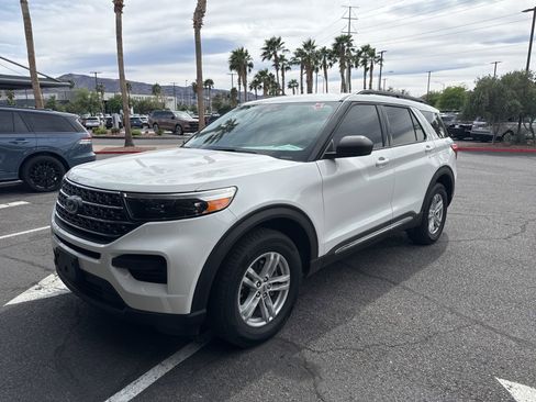 Used 2022 Ford Explorer XLT w/ Class IV Trailer Tow Package image 1