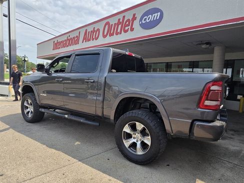 Used 2019 RAM 1500 Laramie w/ Sport Appearance Package AWD/4WD image 6