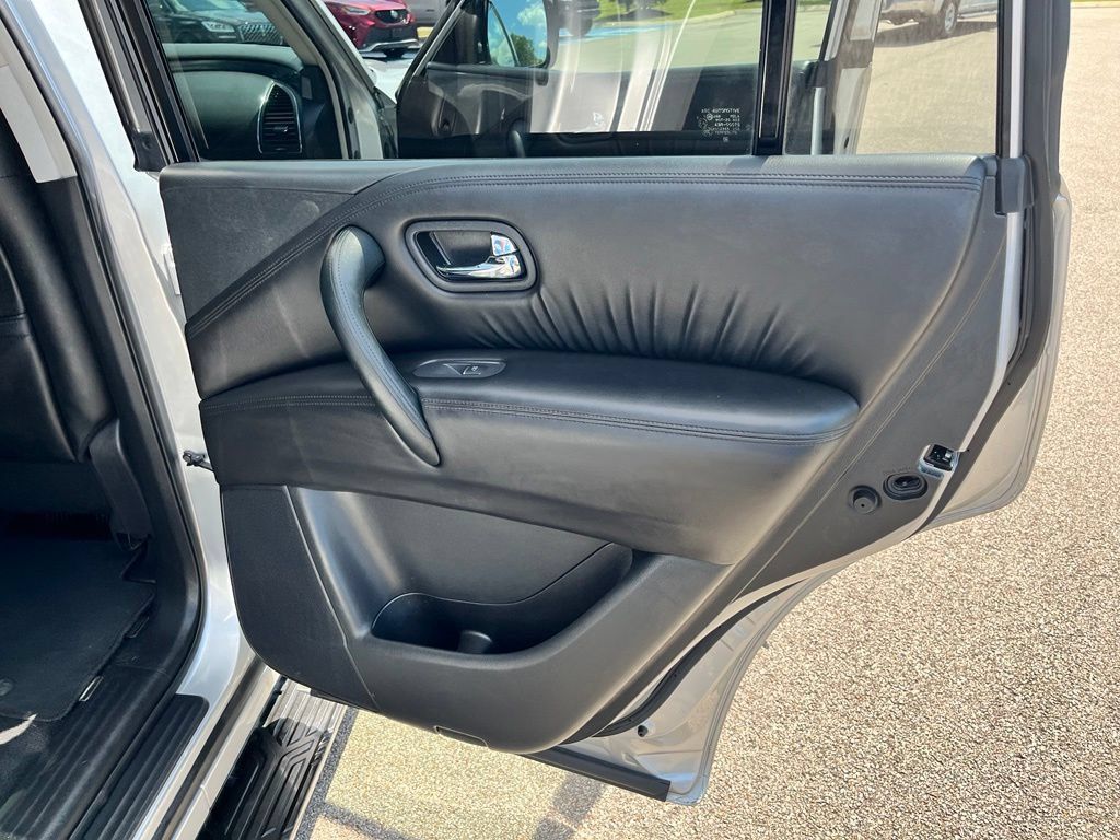 Used 2021 Nissan Armada SL RWD image 9