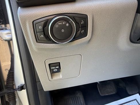 Used 2019 Ford F150 XL w/ Equipment Group 101A Mid AWD/4WD image 12