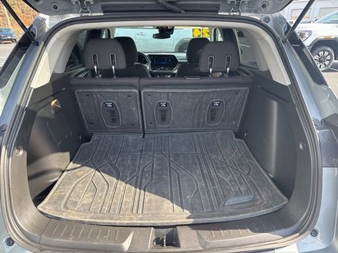 Used 2024 Chevrolet TrailBlazer LT w/ LT Cold Weather Package image 10