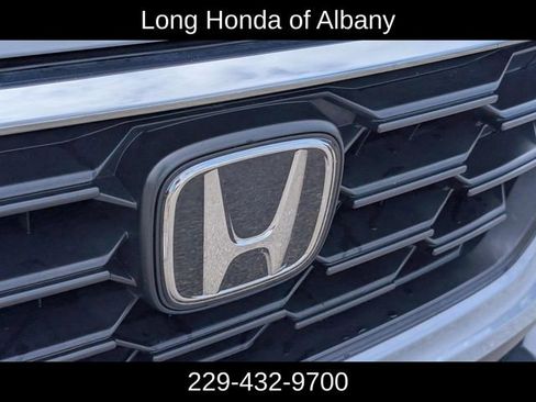 Used 2025 Honda CR-V LX image 4