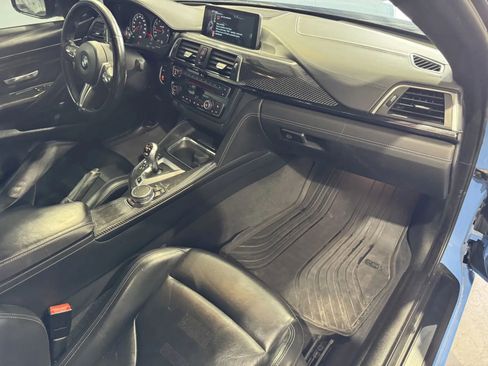 Used 2016 BMW M4 Coupe w/ Executive Package image 5
