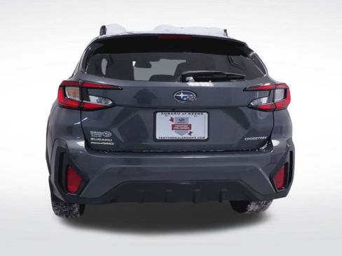 Used 2025 Subaru Crosstrek 2.0i Premium image 7