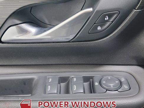 Used 2021 GMC Terrain SLT image 24