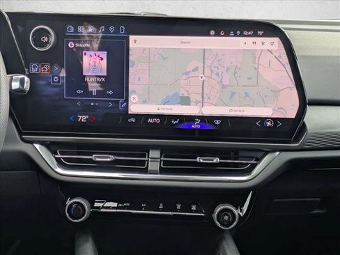 New 2026 Chevrolet Equinox EV LT w/ LPO, Blackout Package image 13