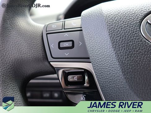 Used 2026 Toyota Camry LE FWD image 25