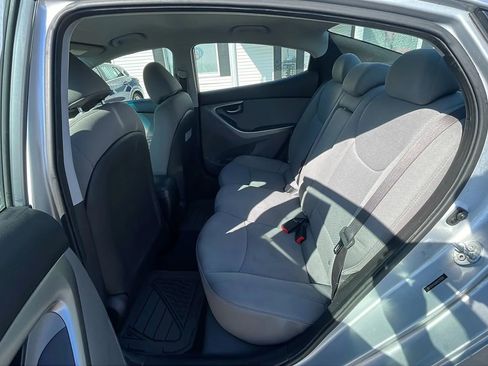Used 2013 Hyundai Elantra GLS FWD image 18