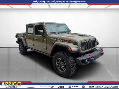 New 2025 Jeep Gladiator Mojave image 1