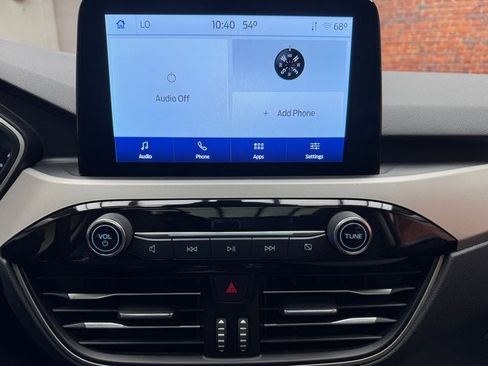 Used 2022 Ford Escape SE w/ SE Sport Appearance Package image 20