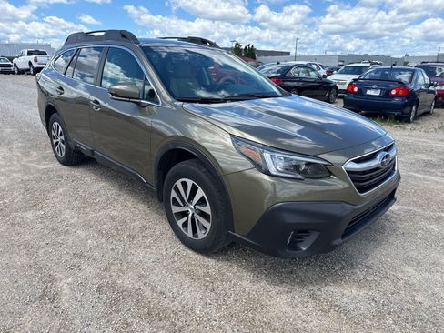 Used 2020 Subaru Outback Premium AWD/4WD image 4