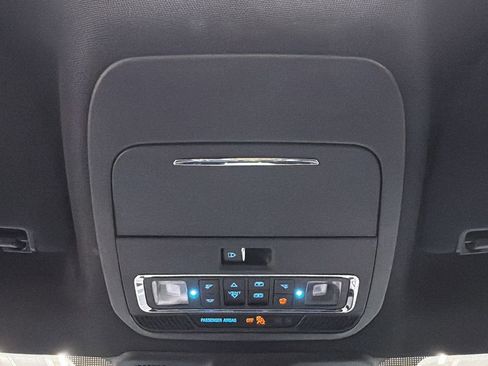 Used 2025 Ford F150 Lariat image 34