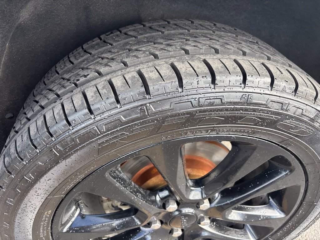 Used 2019 Jeep Grand Cherokee Altitude AWD/4WD image 16