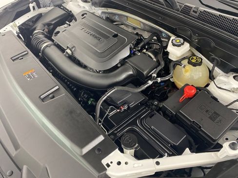 Used 2024 Buick Envision Avenir image 37