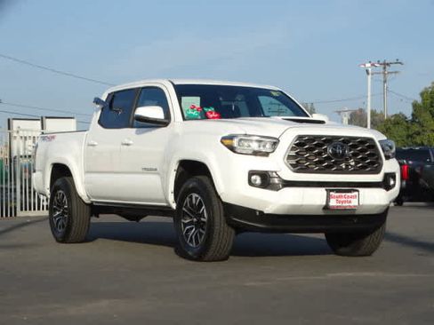Certified 2023 Toyota Tacoma TRD Sport image 1