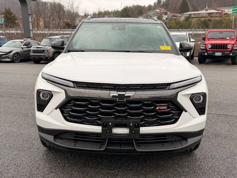 Used 2025 Chevrolet TrailBlazer RS w/ Convenience Package image 17