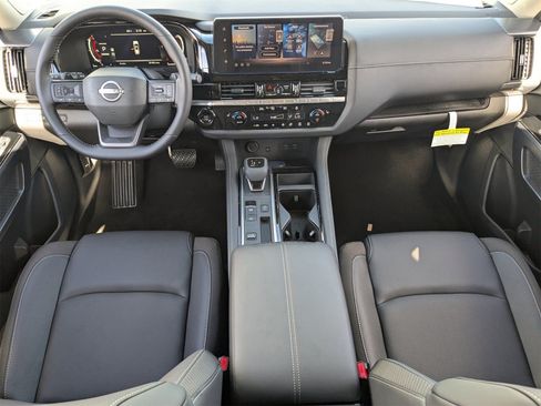 New 2026 Nissan Pathfinder SL image 19