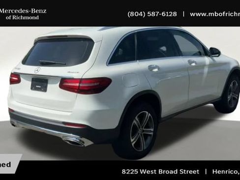 Used 2018 Mercedes-Benz GLC 300 4MATIC image 2