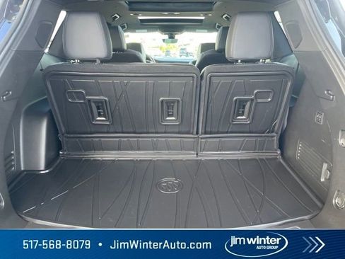 Used 2022 Buick Enclave Avenir w/ Avenir Technology Package AWD/4WD image 20