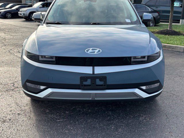 Used 2024 Hyundai Ioniq 5 SE AWD/4WD image 2
