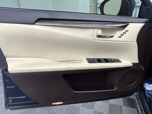 Used 2017 Lexus ES 350 FWD image 13