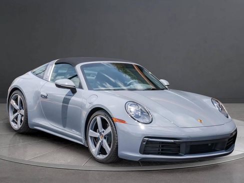 Used 2024 Porsche 911 Targa 4 AWD/4WD image 11