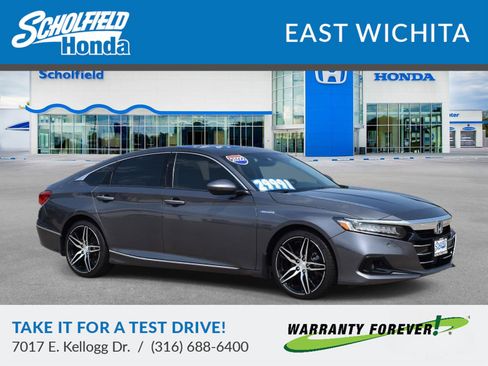 Used 2022 Honda Accord Touring image 1