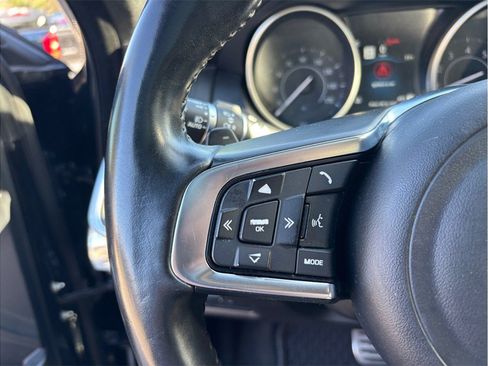 Used 2018 Jaguar E-PACE First Edition AWD/4WD image 26
