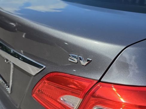 Used 2019 Nissan Sentra SV FWD image 6