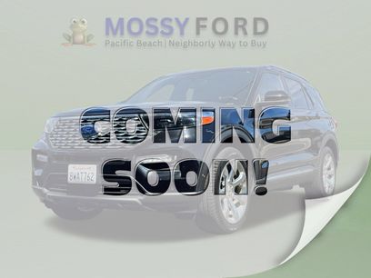 Used 2020 Ford Explorer Platinum w/ Premium Technology Package