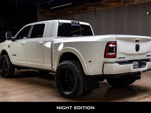 Used 2024 RAM 3500 Limited image 7