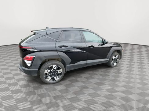 Certified 2025 Hyundai Kona SEL AWD/4WD image 8