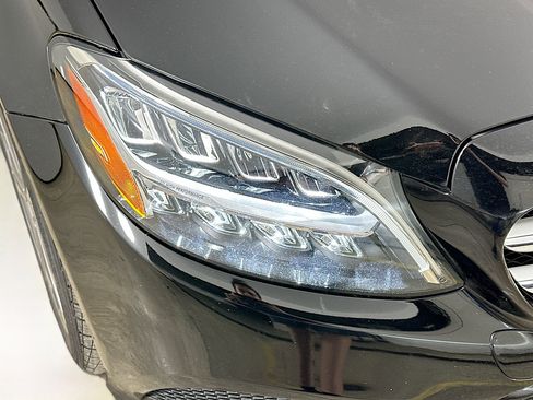 Certified 2021 Mercedes-Benz C 300 4MATIC Sedan w/ Premium Package image 40