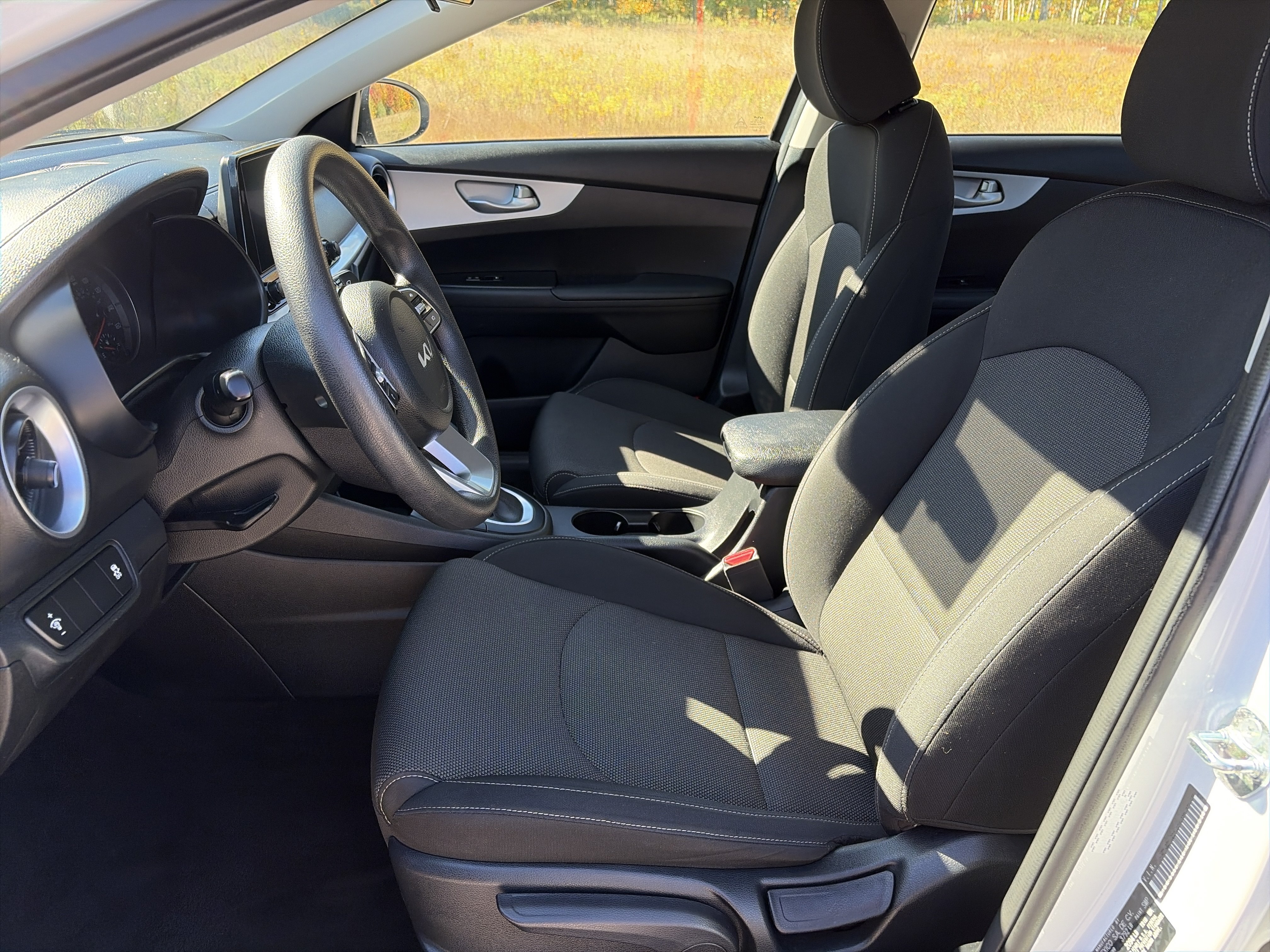 Certified 2024 Kia Forte LXS FWD image 14