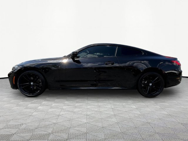 Used 2022 BMW 430i Coupe w/ M Sport Package RWD image 4