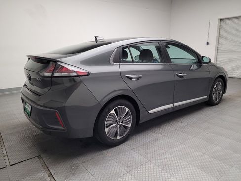 Used 2021 Hyundai Ioniq Limited image 9