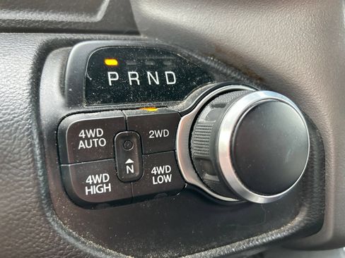 Used 2022 RAM 1500 Big Horn AWD/4WD image 18